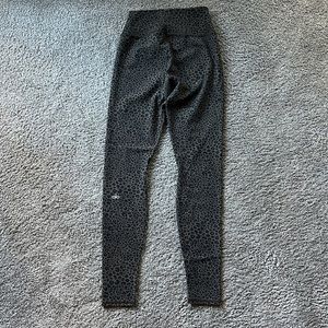 ALO High-Waist Vapor Leopard Legging